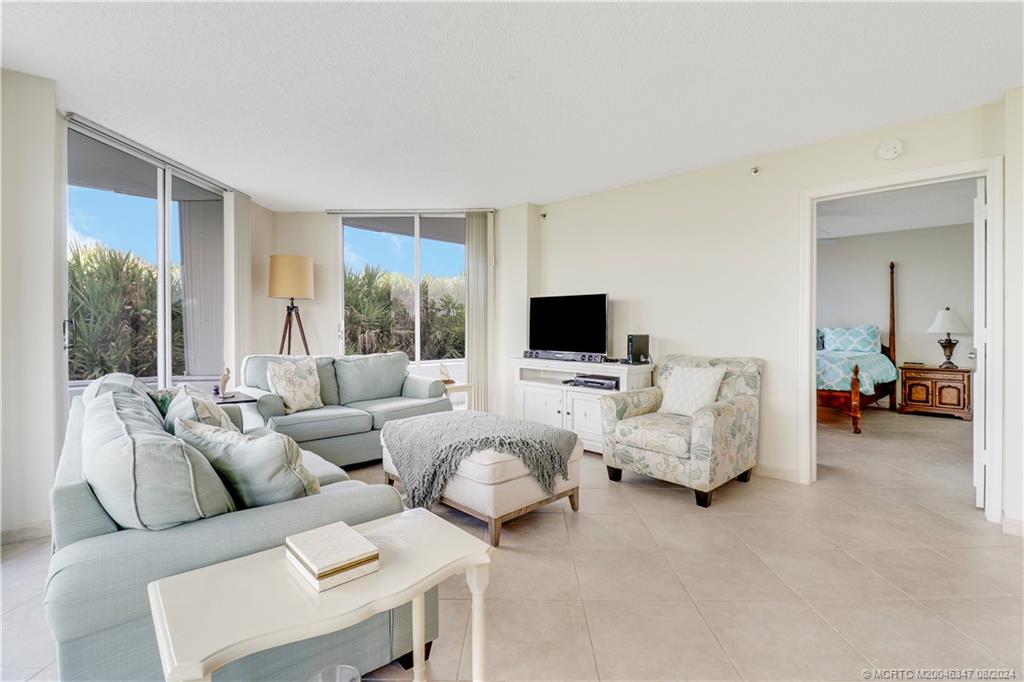 9600 S Ocean Drive 101