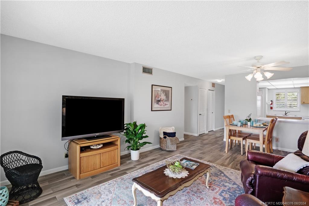 2440 SE Ocean Blvd C204