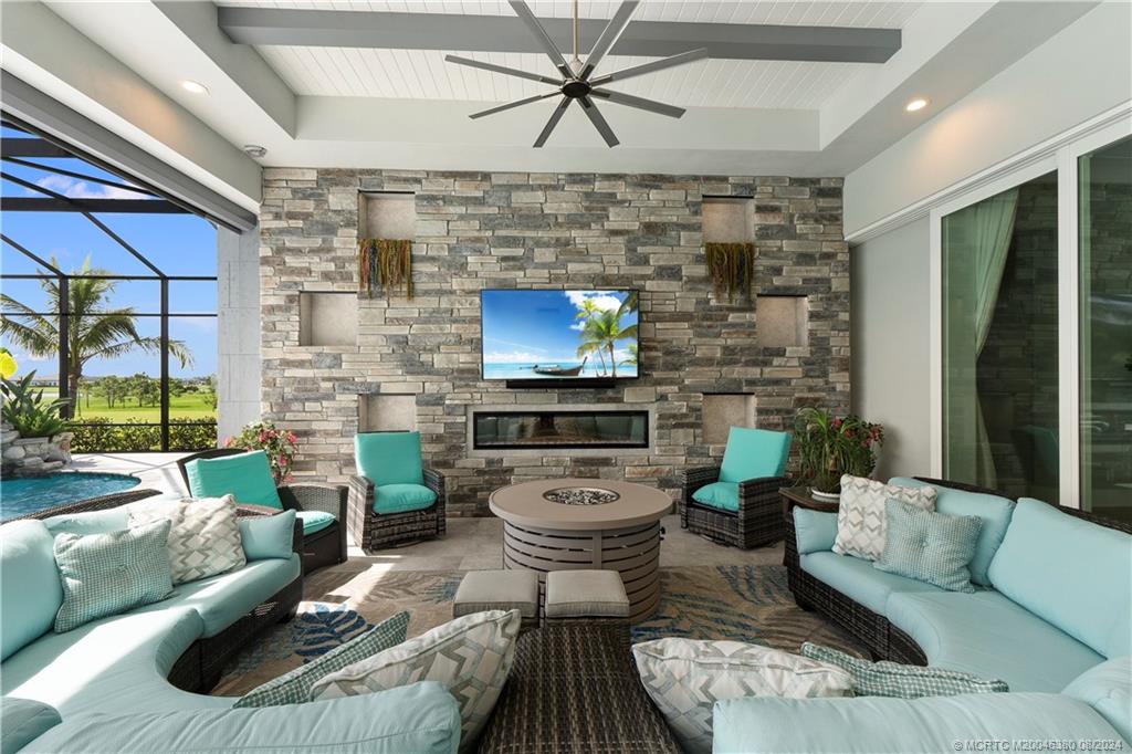 6170 SW Saddlebrook Lane