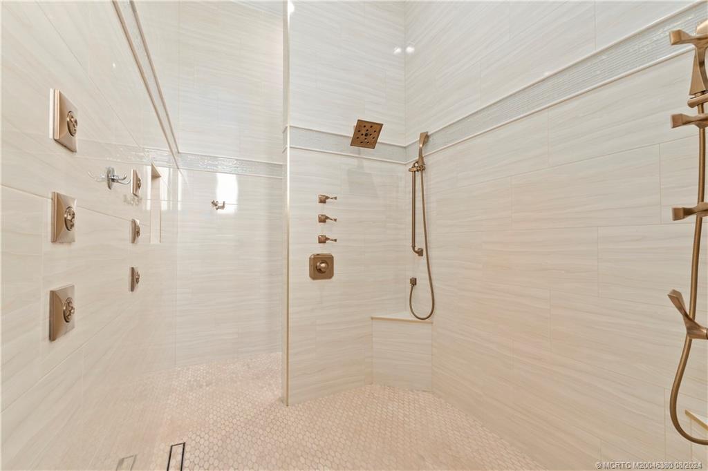 6170 SW Saddlebrook Lane