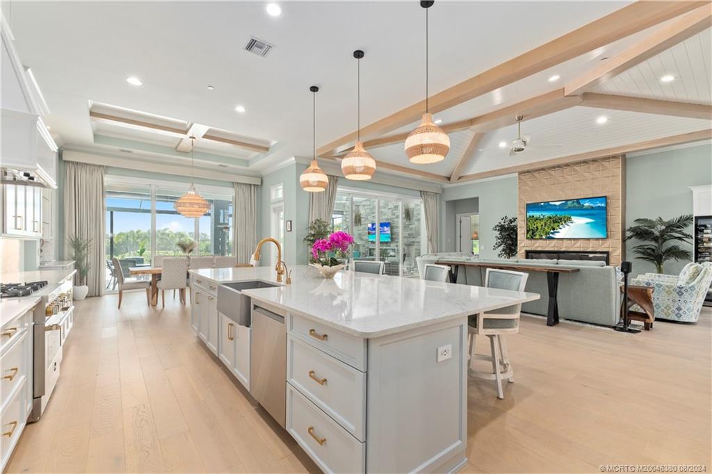 6170 SW Saddlebrook Lane