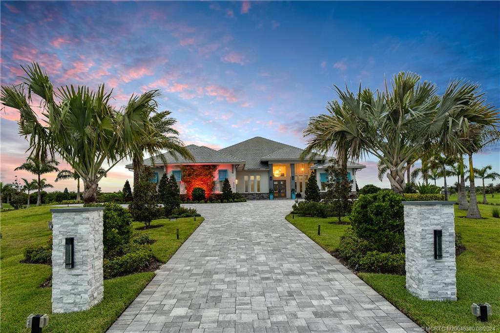 6170 SW Saddlebrook Lane