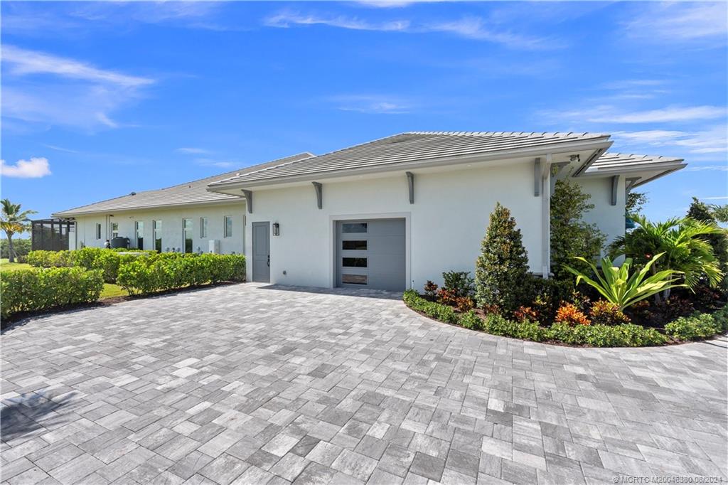 6170 SW Saddlebrook Lane