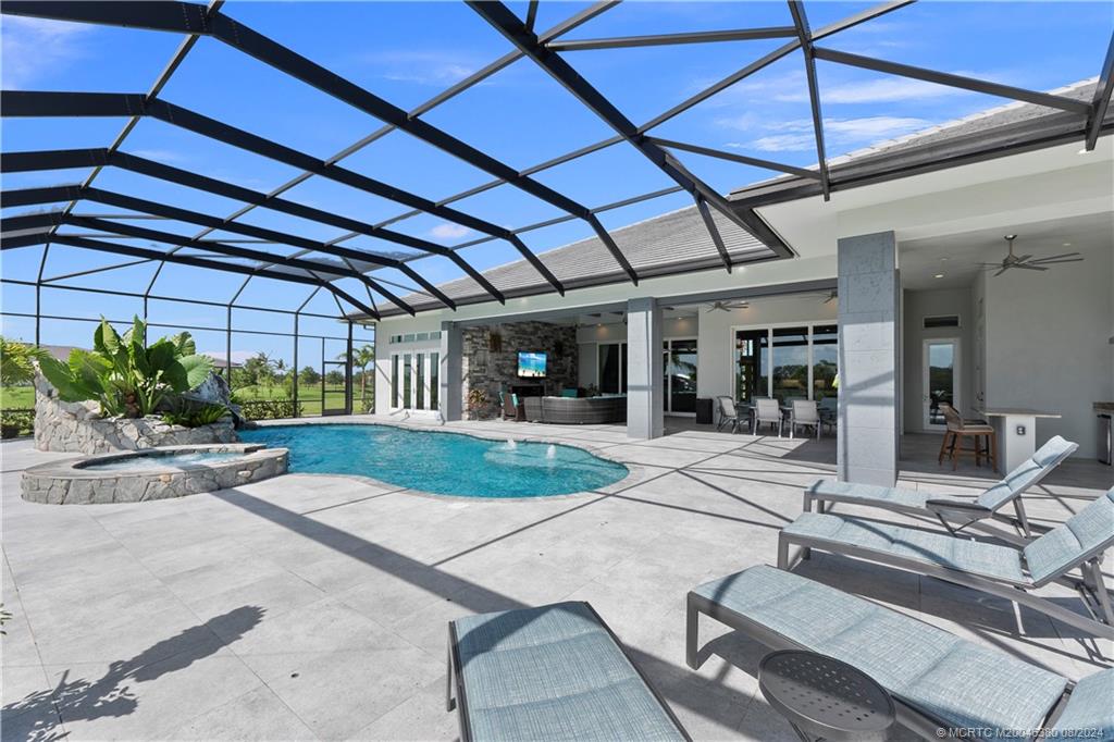 6170 SW Saddlebrook Lane