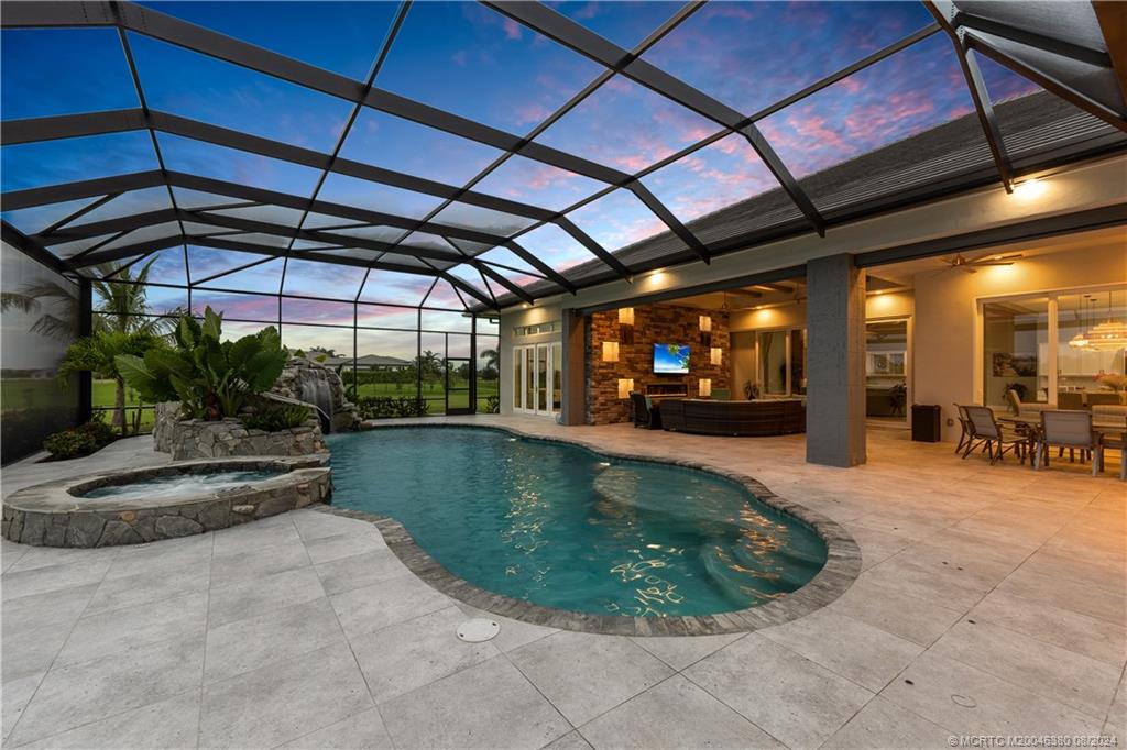 6170 SW Saddlebrook Lane