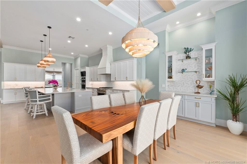 6170 SW Saddlebrook Lane