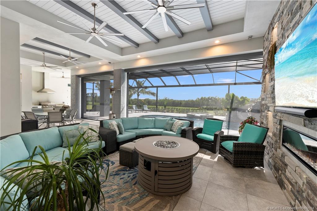 6170 SW Saddlebrook Lane