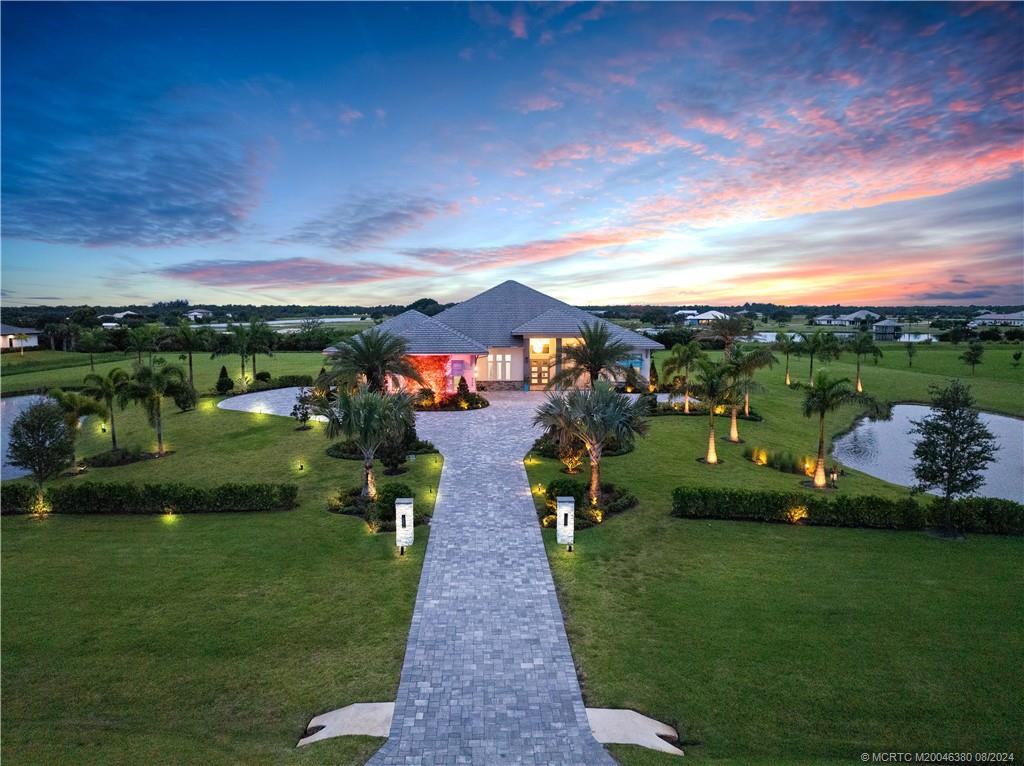 6170 SW Saddlebrook Lane