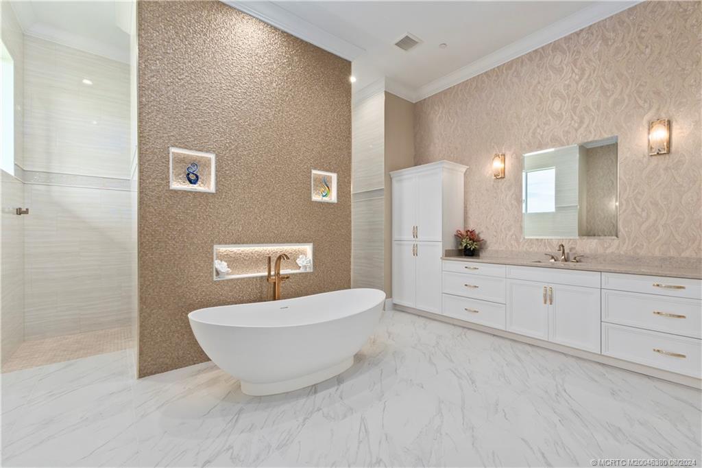 6170 SW Saddlebrook Lane