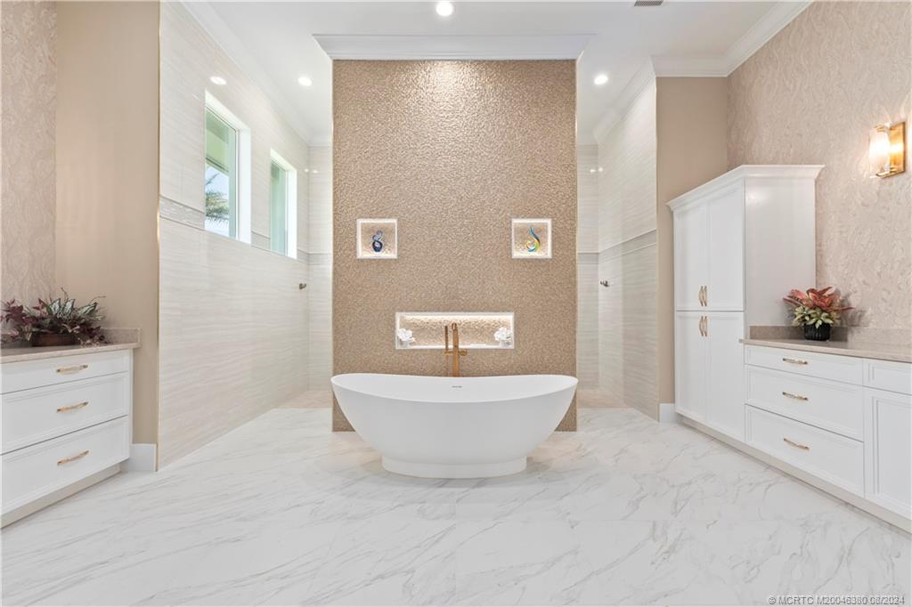 6170 SW Saddlebrook Lane