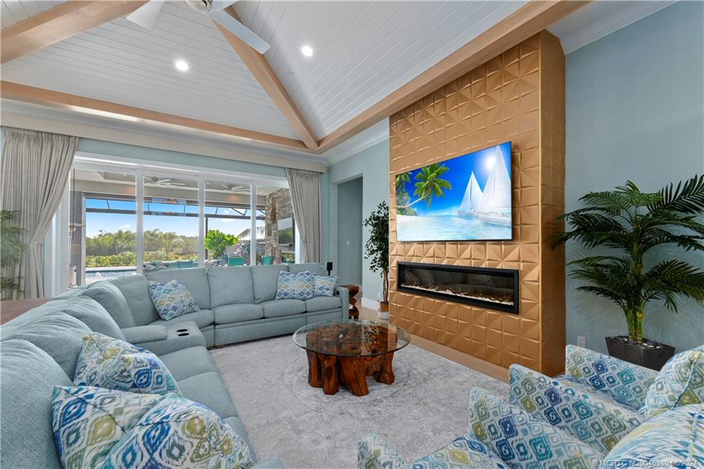 6170 SW Saddlebrook Lane