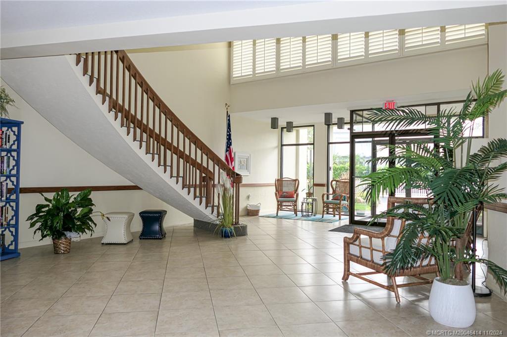 150 SE Four Winds Drive B305