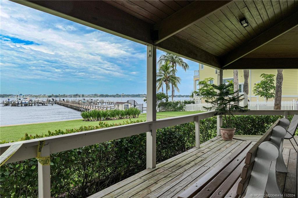 150 SE Four Winds Drive B305