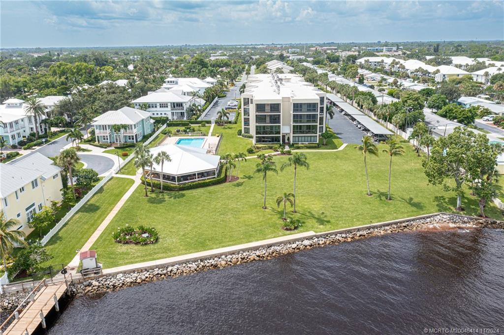 150 SE Four Winds Drive B305