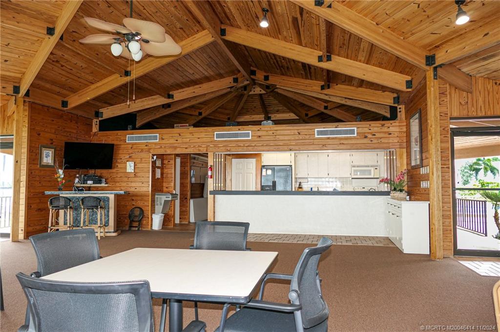 150 SE Four Winds Drive B305