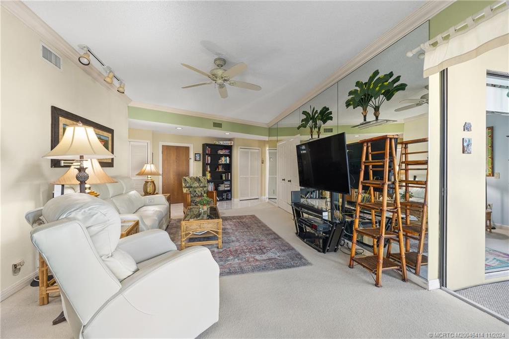 150 SE Four Winds Drive B305