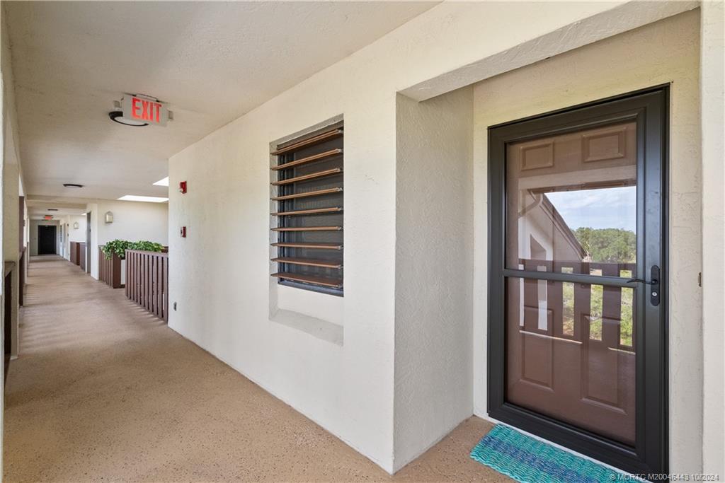 166 SE St Lucie Blvd #D-405