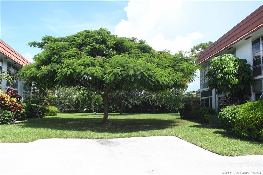 2600 SE Ocean Blvd II11