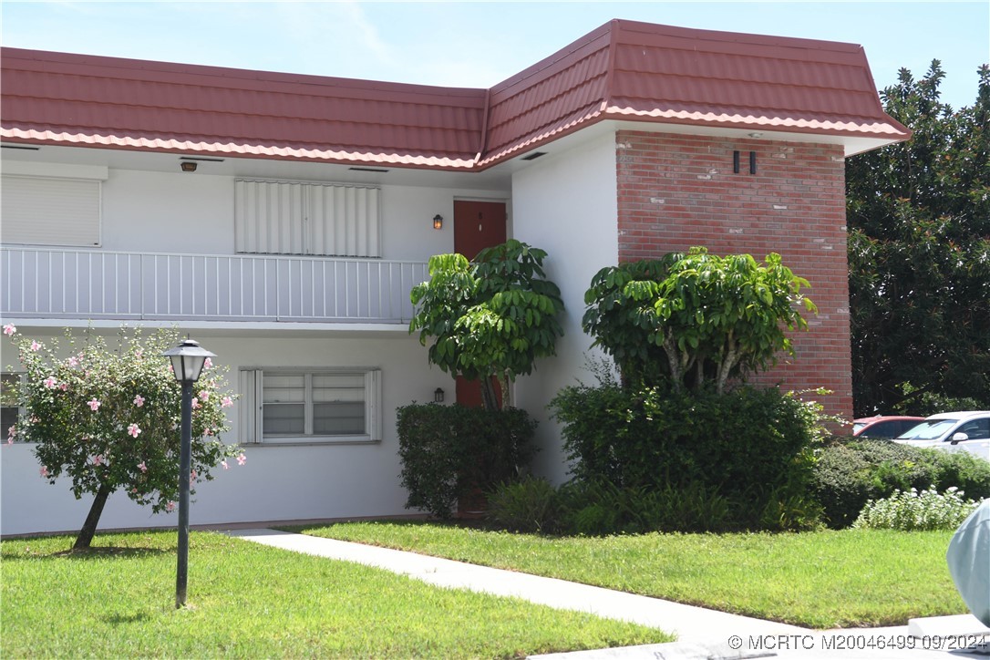 2600 SE Ocean Blvd II11