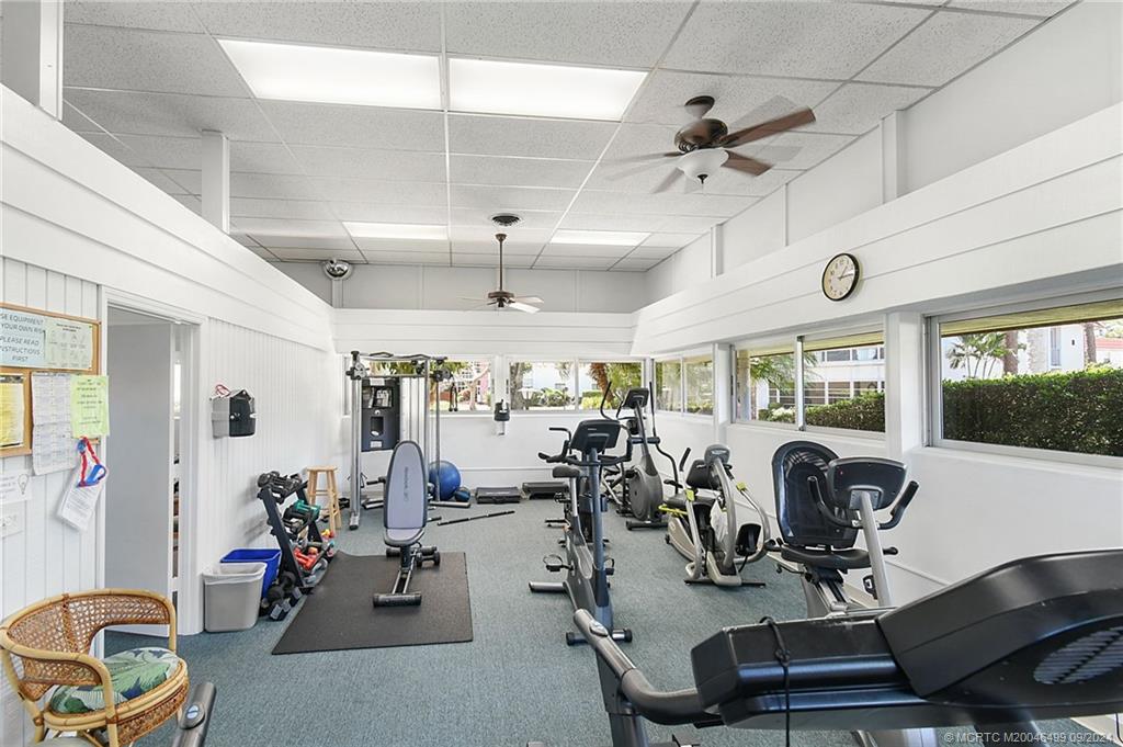 2600 SE Ocean Blvd II11