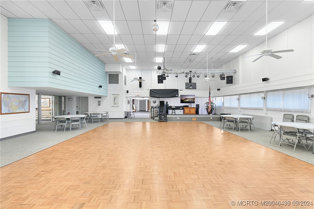 2600 SE Ocean Blvd II11