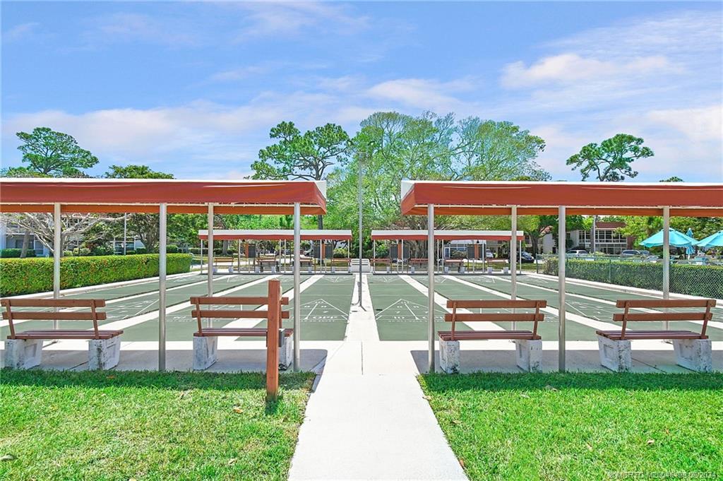 2600 SE Ocean Blvd II11