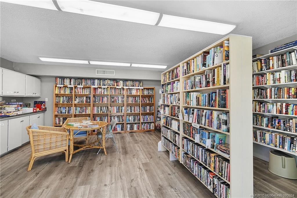 2600 SE Ocean Blvd II11