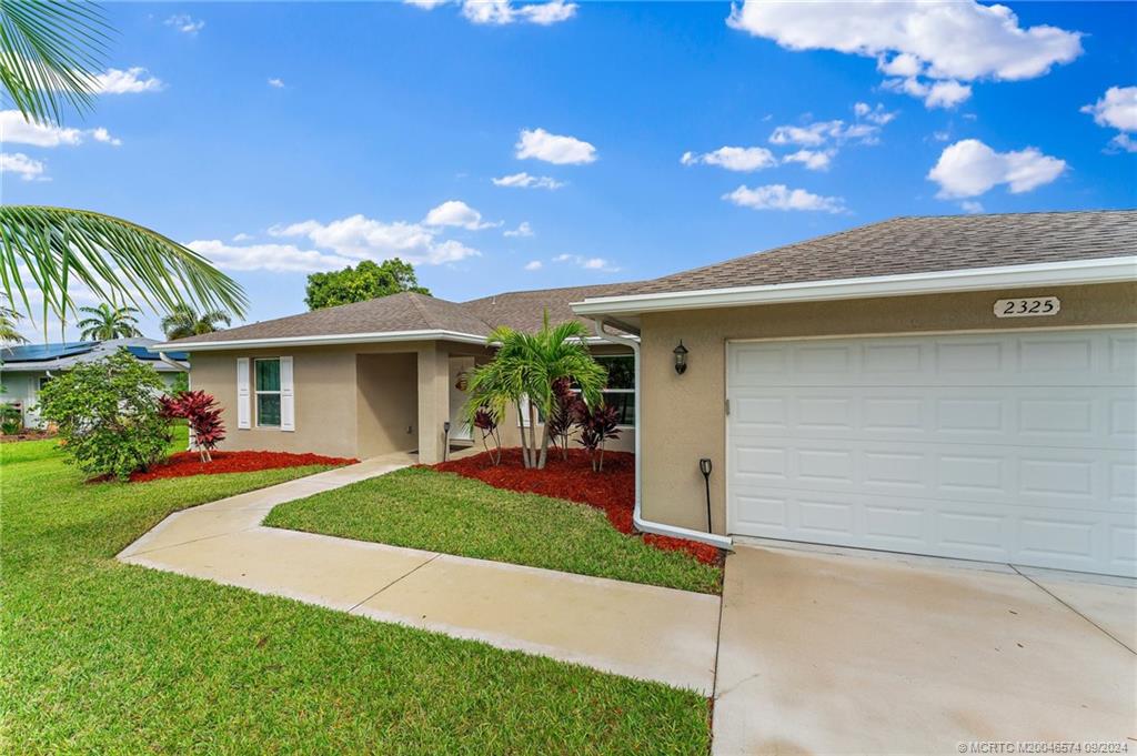 2325 SE Grand Drive