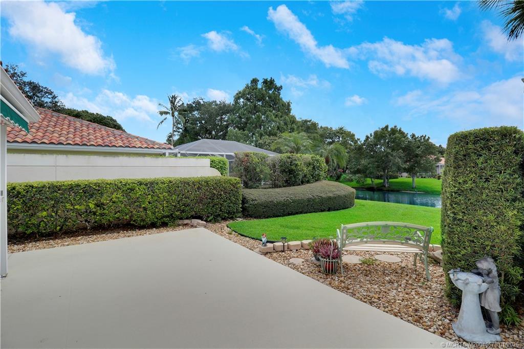 1619 SW Shady Lake Terrace