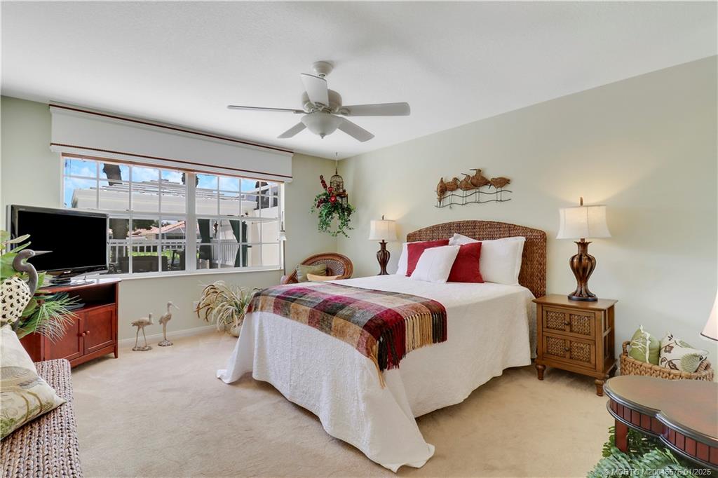 1619 SW Shady Lake Terrace