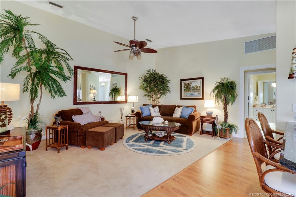 1619 SW Shady Lake Terrace