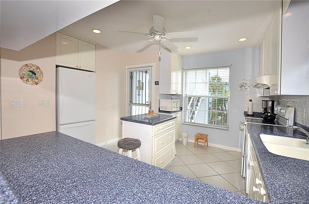 1868 SW Palm City Road 201