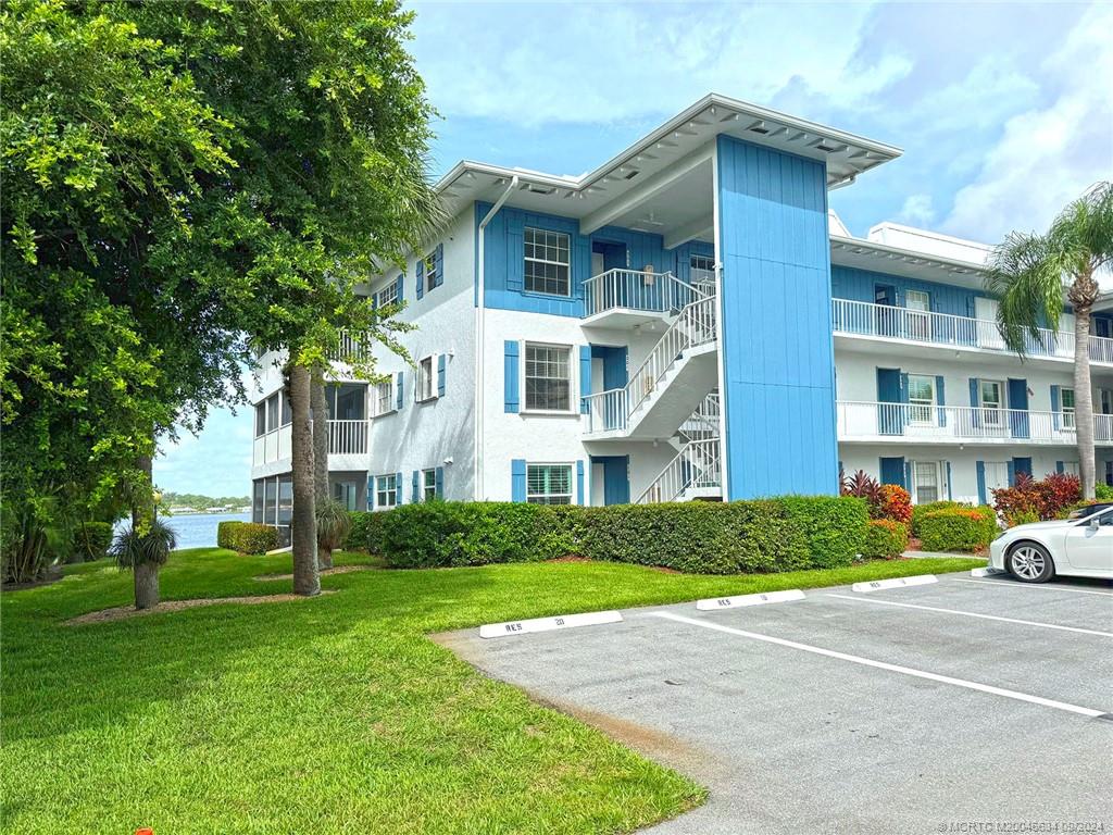 1868 SW Palm City Road 201