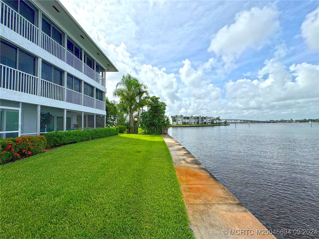 1868 SW Palm City Road 201