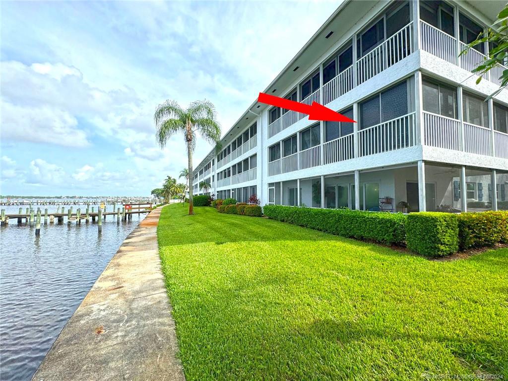 1868 SW Palm City Road 201