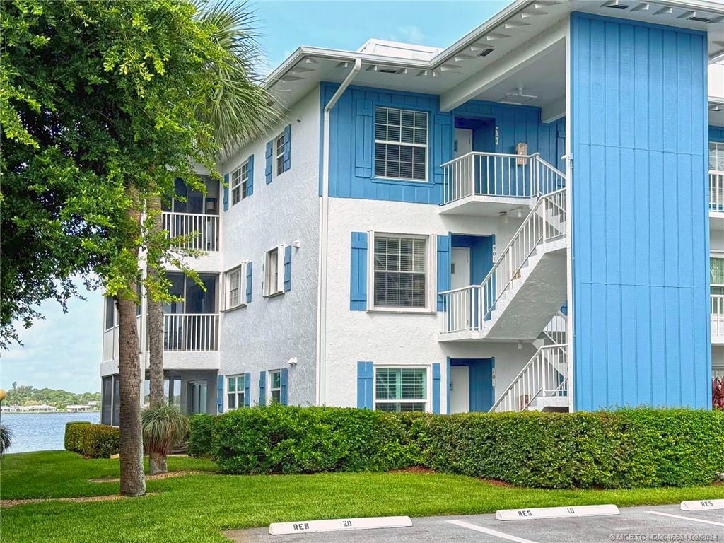 1868 SW Palm City Road 201