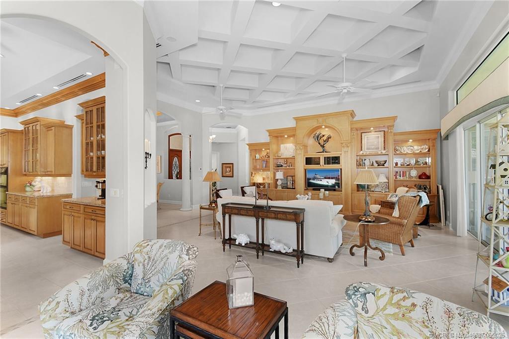 1572 SE Cypress Glen Way