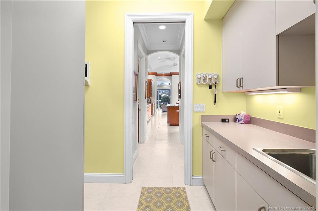 1572 SE Cypress Glen Way