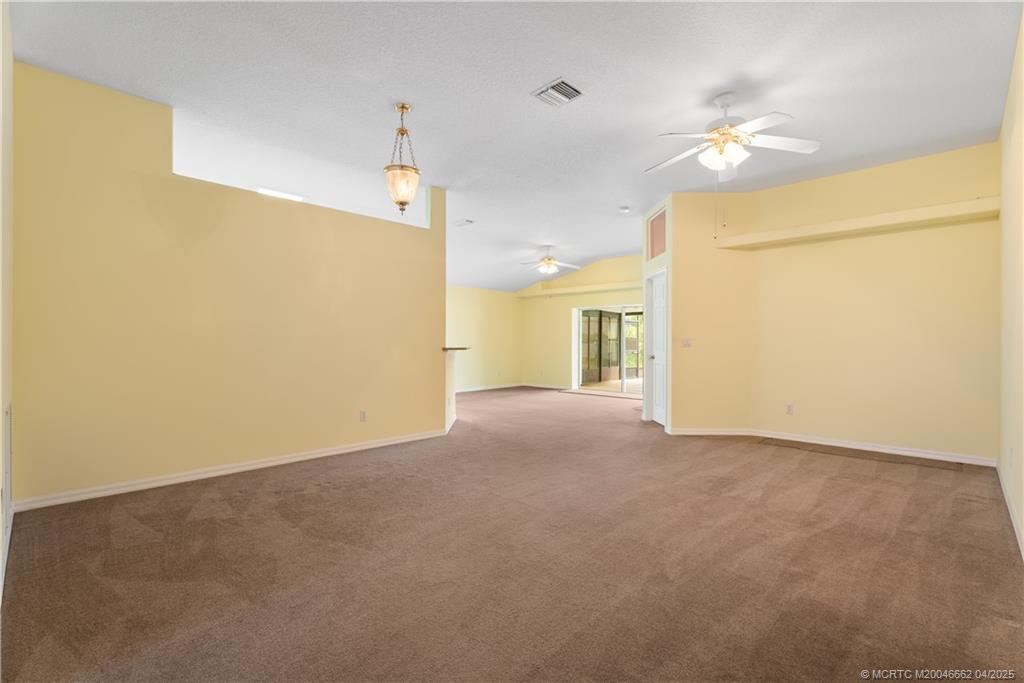 515 SW Sundance Trail