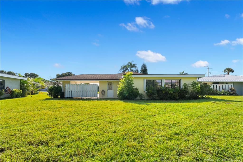 5233 SE Sea Island Way