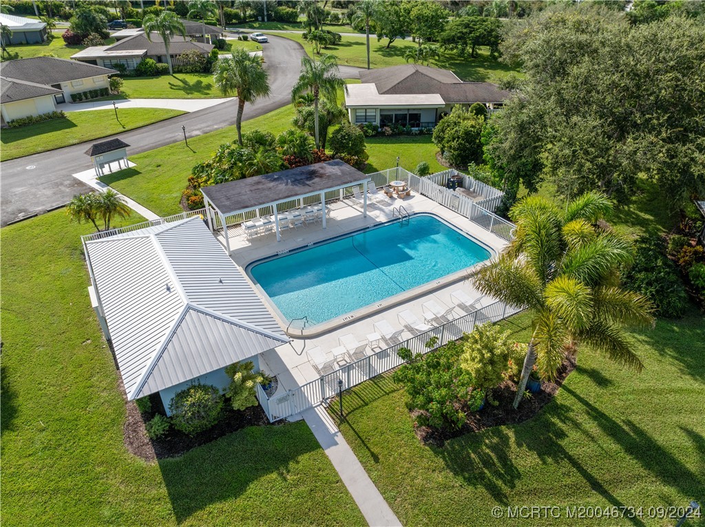 5233 SE Sea Island Way