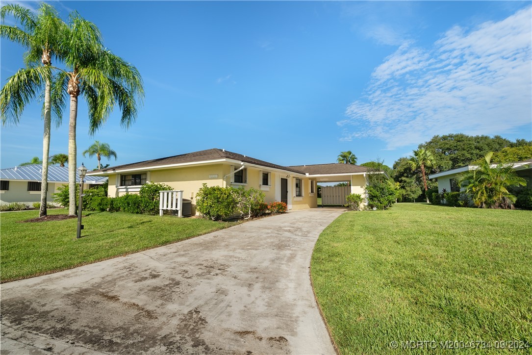 5233 SE Sea Island Way