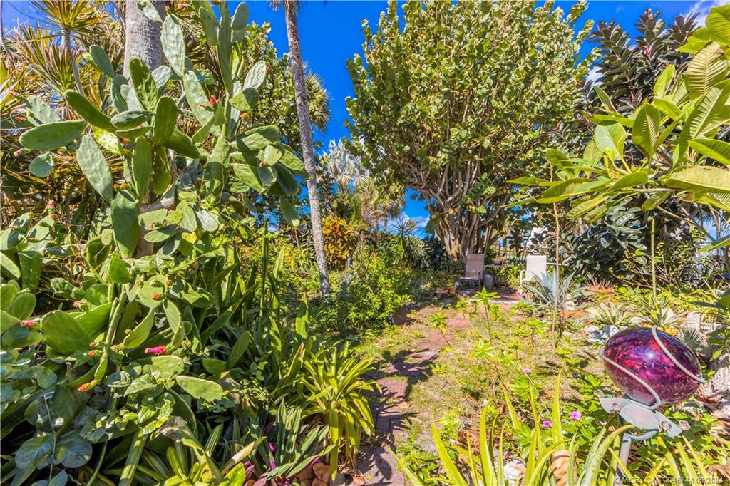 10600 S Ocean Drive 307