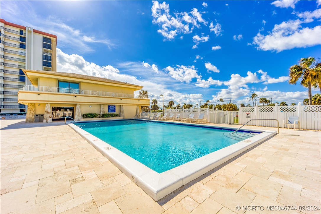10600 S Ocean Drive 307