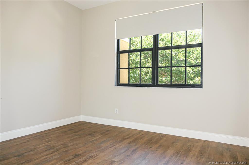 6688 SE Woodmill Pond Lane