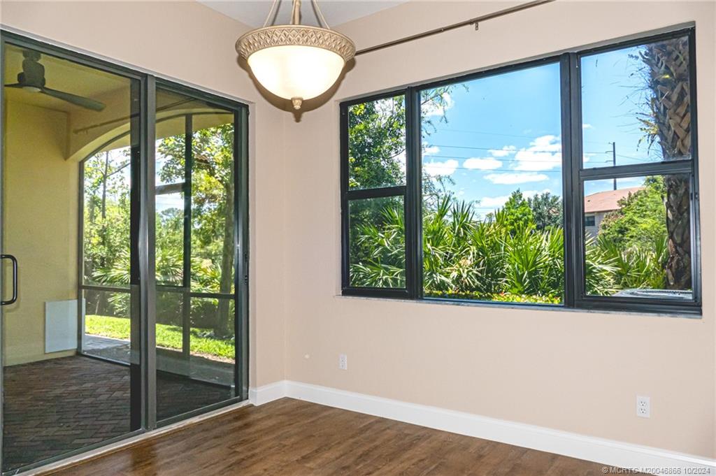 6688 SE Woodmill Pond Lane