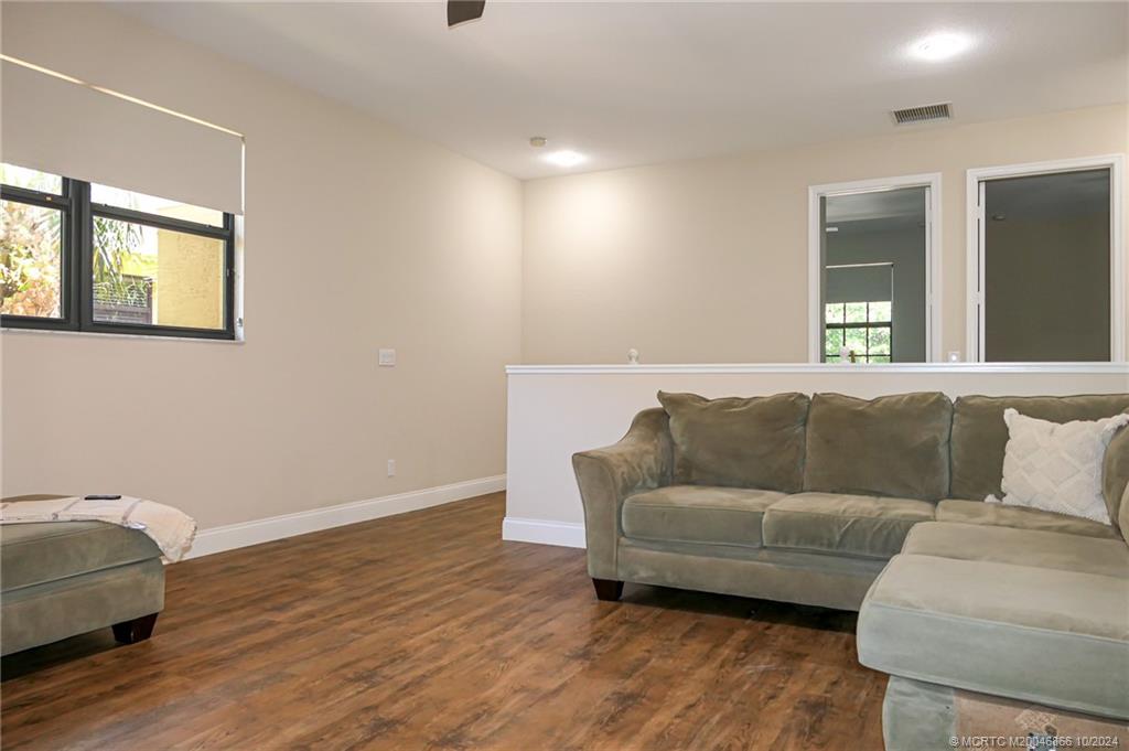 6688 SE Woodmill Pond Lane