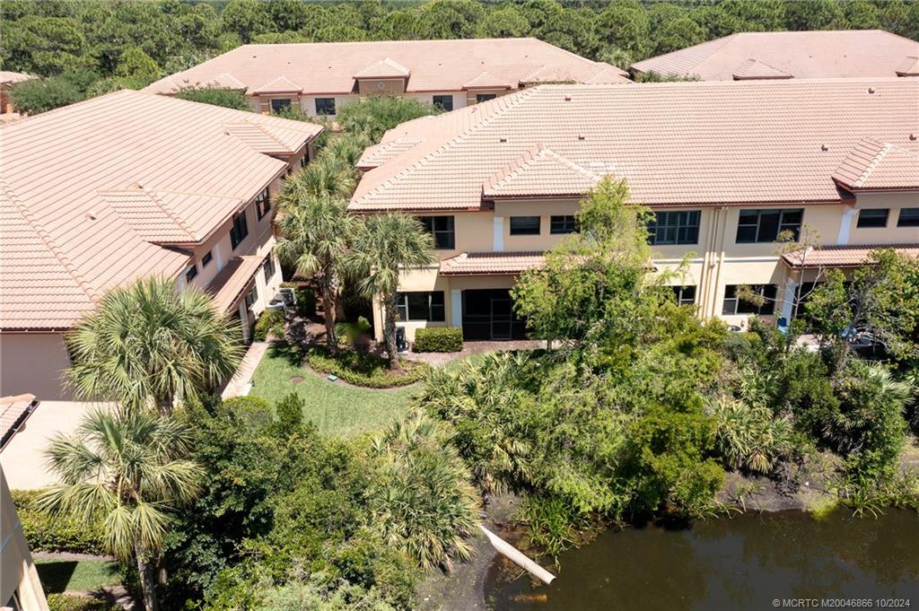 6688 SE Woodmill Pond Lane