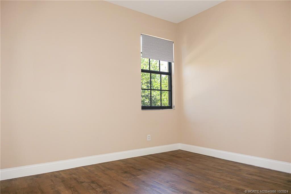 6688 SE Woodmill Pond Lane