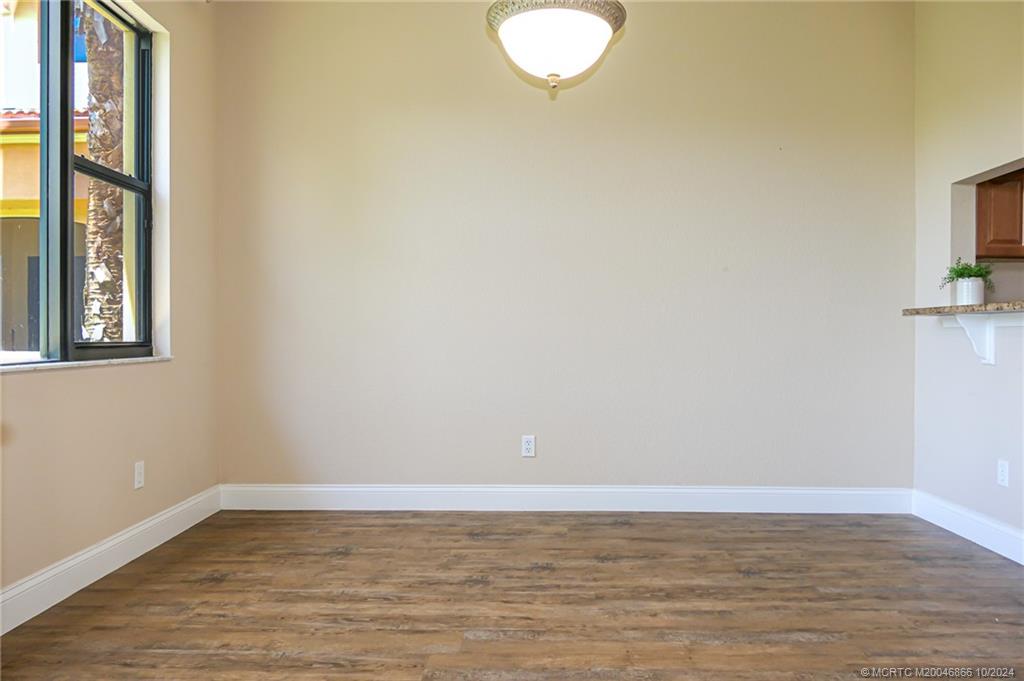 6688 SE Woodmill Pond Lane